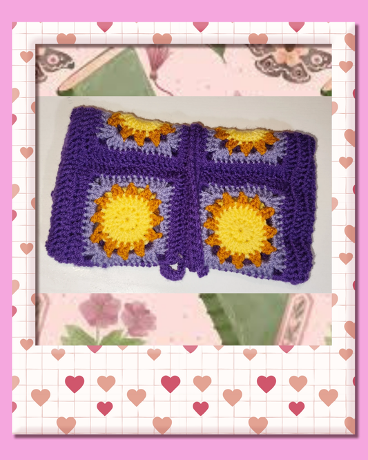 🌟📚 Crocheted Rapunzel-Inspired Book Cover 📚🌟